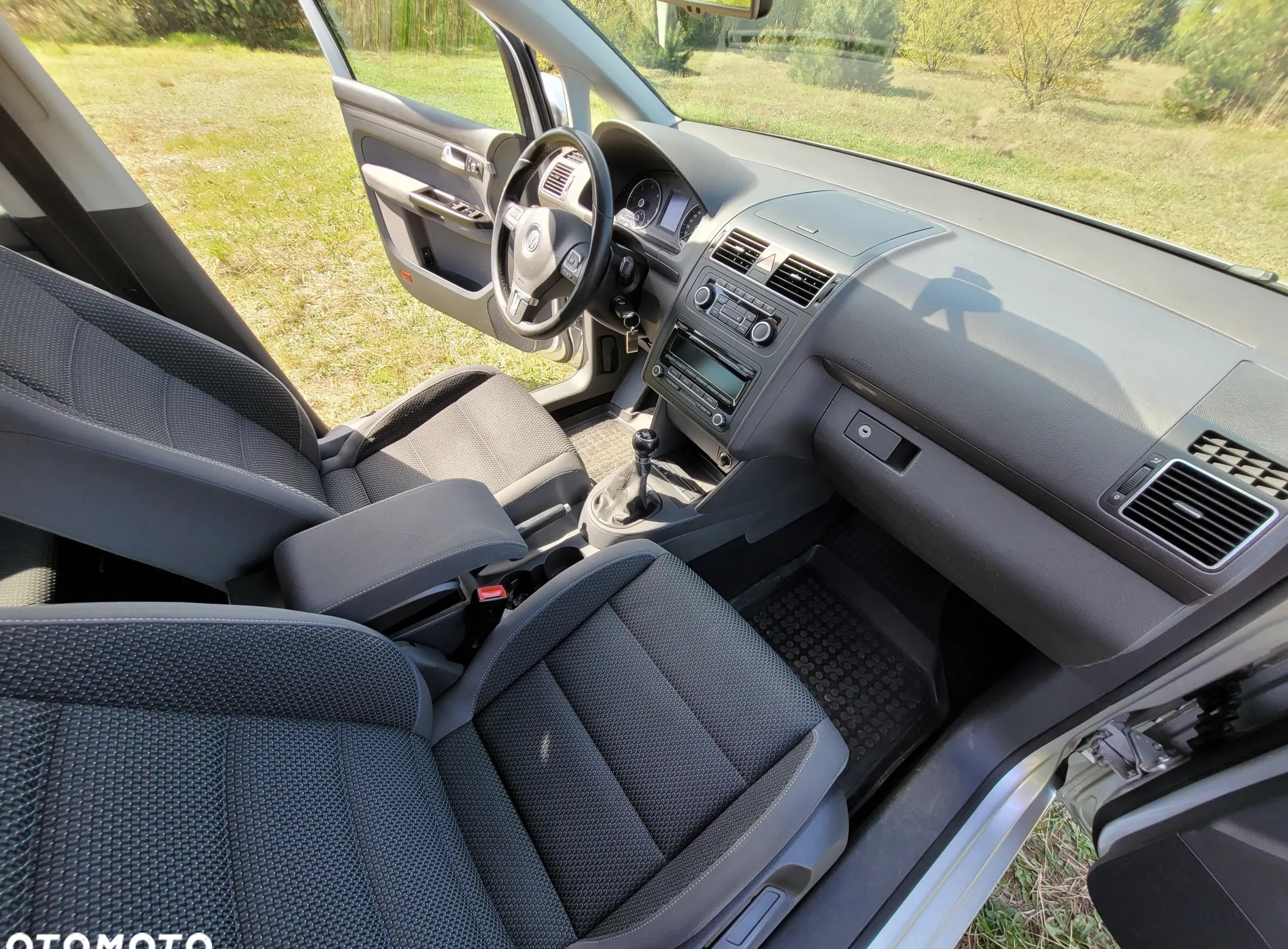 Volkswagen Touran cena 31300 przebieg: 184089, rok produkcji 2011 z Lubień Kujawski małe 191